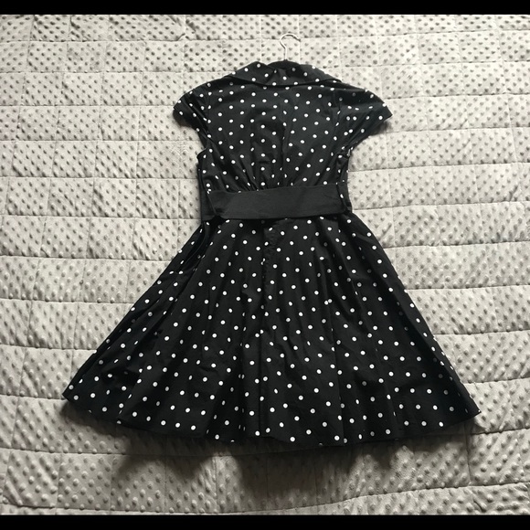 Black and White Polka Dot '50s Style Dress - Picture 2 of 3